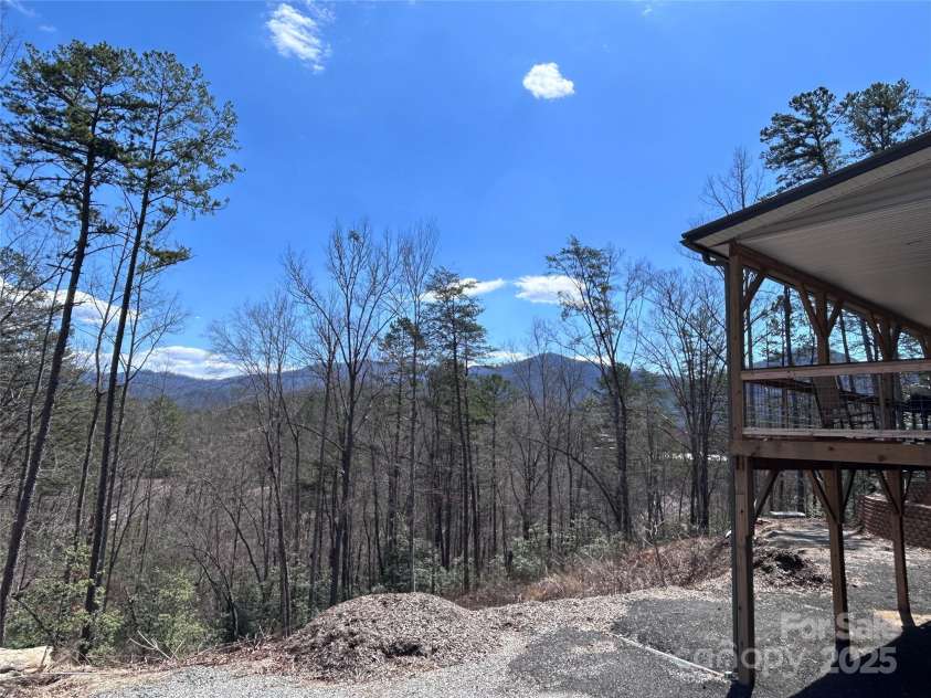 266 Ridge Drive, Bryson City, NC 28713.  MLS# CAR4239679, YatesRealty ID 8564. 