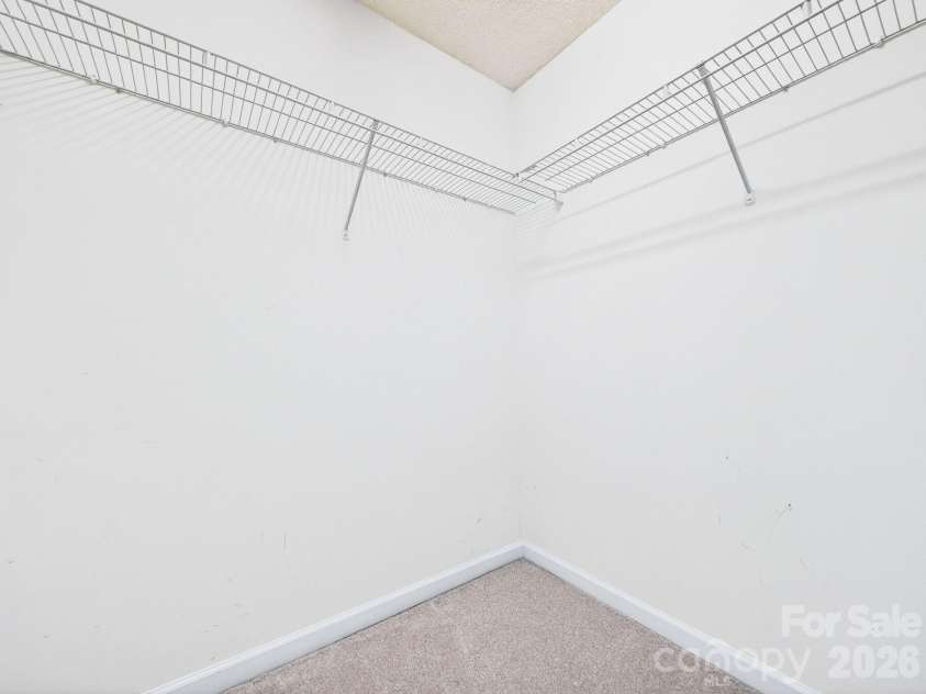 9977 Reindeer Way Lane, Charlotte, NC 28216.  MLS# CAR4351235, YatesRealty ID 8564. Second Primary Suite