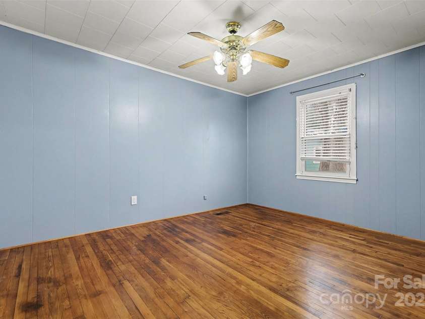 119 Moore Drive, Gastonia, NC 28056.  MLS# CAR4332115, YatesRealty ID 8565. Bedroom (1)