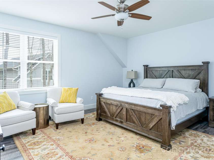 58 Westside Village Road, Fairview, NC 28730.  MLS# CAR4133588, YatesRealty ID 8565. 