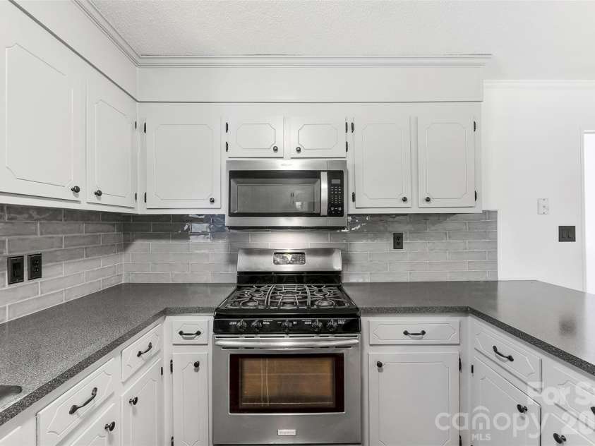503 8th Street, Bessemer City, NC 28016.  MLS# CAR4354472, YatesRealty ID 8567. 