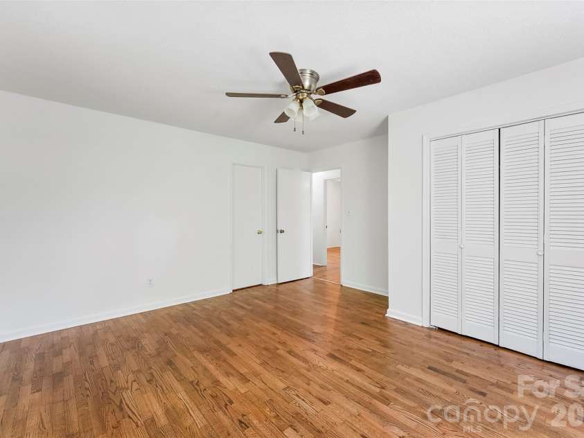 503 8th Street, Bessemer City, NC 28016.  MLS# CAR4354472, YatesRealty ID 8567. 