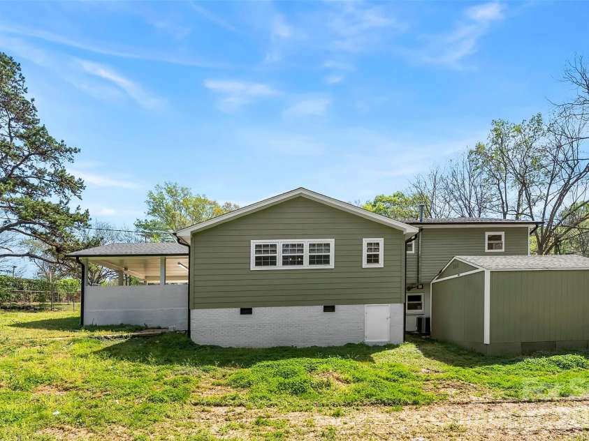 503 8th Street, Bessemer City, NC 28016.  MLS# CAR4354472, YatesRealty ID 8567. 