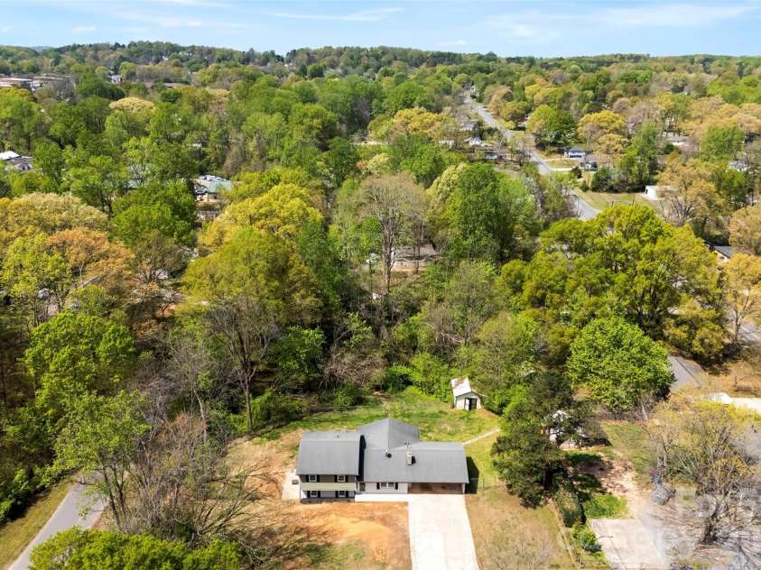 503 8th Street, Bessemer City, NC 28016.  MLS# CAR4354472, YatesRealty ID 8567. 