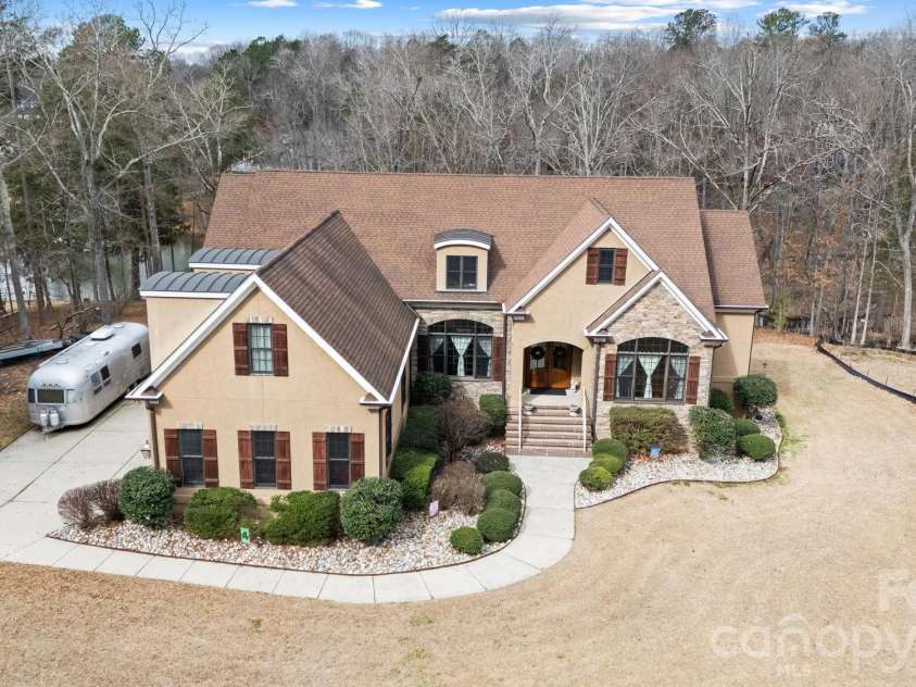 5283 Johnsons Barn Road, York, SC 29745.  MLS# CAR4353954, YatesRealty ID 8568. 