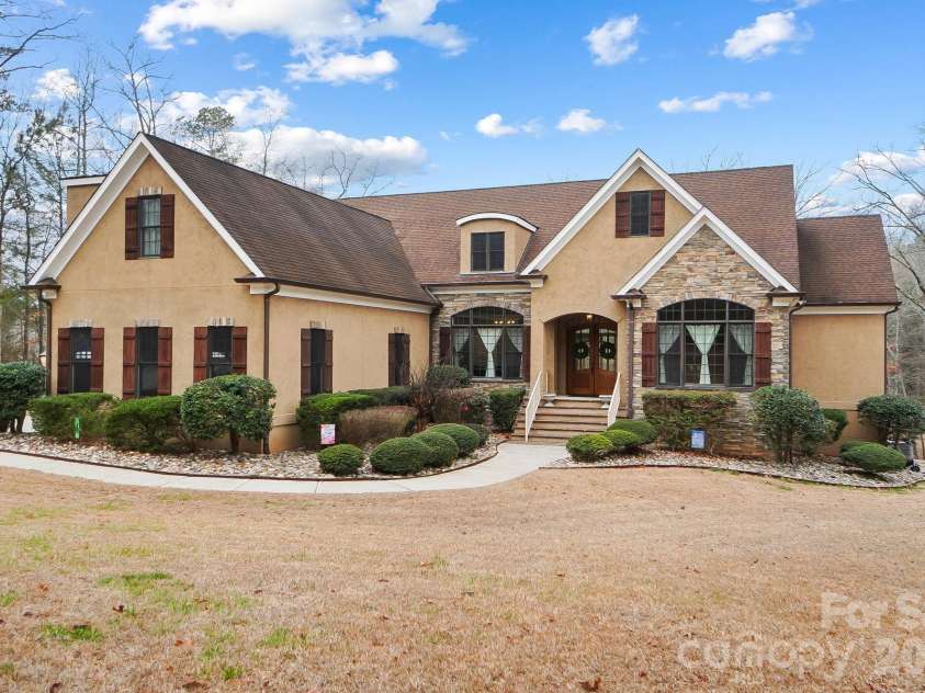 5283 Johnsons Barn Road, York, SC 29745.  MLS# CAR4353954, YatesRealty ID 8568. 