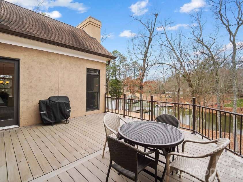 5283 Johnsons Barn Road, York, SC 29745.  MLS# CAR4353954, YatesRealty ID 8568. 