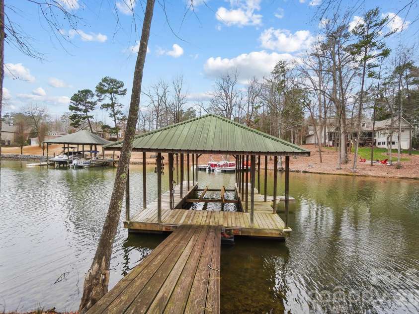 5283 Johnsons Barn Road, York, SC 29745.  MLS# CAR4353954, YatesRealty ID 8568. 