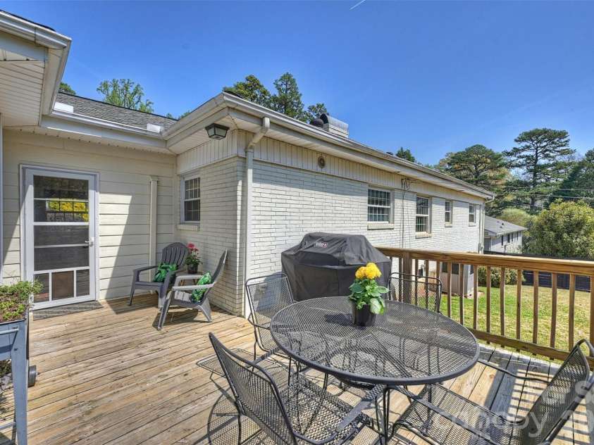 3608 Ellen Avenue, Charlotte, NC 28205.  MLS# CAR4361918, YatesRealty ID 8569. Back deck