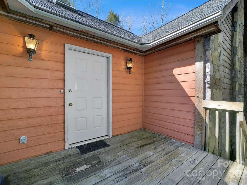 3814 Connestee Trail, Brevard, NC 28712.  MLS# CAR4233620, YatesRealty ID 8569. 