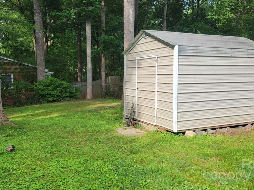 27 Southbrook Drive, York, SC 29745.  MLS# CAR4291735, YatesRealty ID 857. 