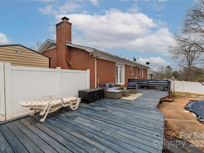 927 Ferguson Ridge Road, Gastonia, NC 28052.  MLS# CAR4213440, YatesRealty ID 857. 