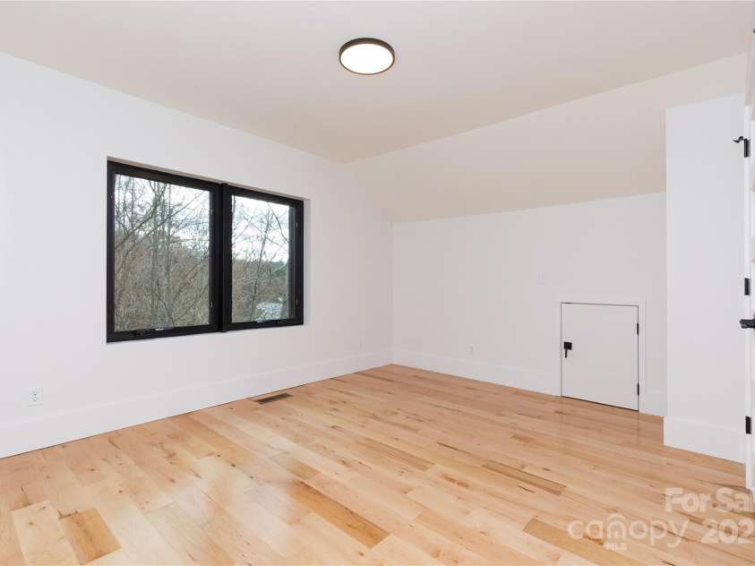 213 New Stock Road, Asheville, NC 28804.  MLS# CAR4202759, YatesRealty ID 8570. Bedroom 2