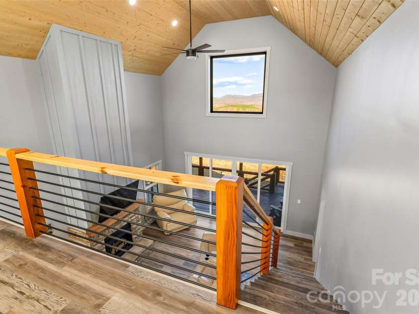 53 Crescent Ridge Lane, Nebo, NC 28761.  MLS# CAR4325375, YatesRealty ID 8570. 