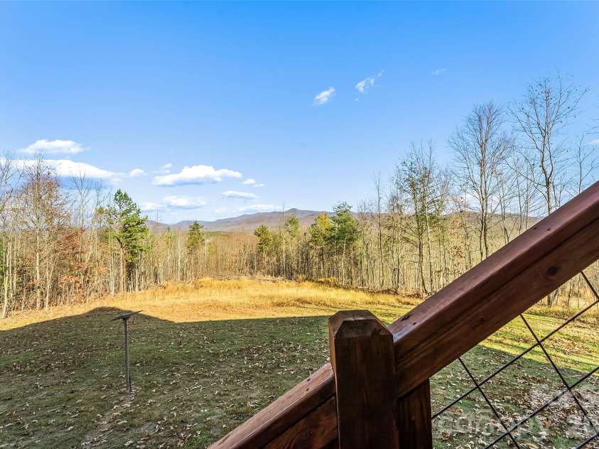 53 Crescent Ridge Lane, Nebo, NC 28761.  MLS# CAR4325375, YatesRealty ID 8570. 
