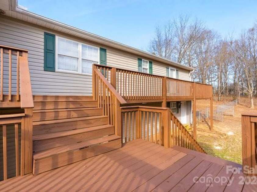 262 Bagwell Drive, Pauline, SC 29374.  MLS# CAR4180293, YatesRealty ID 8571. 