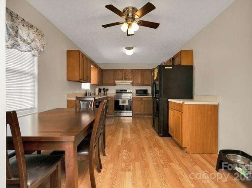 262 Bagwell Drive, Pauline, SC 29374.  MLS# CAR4180293, YatesRealty ID 8571. 