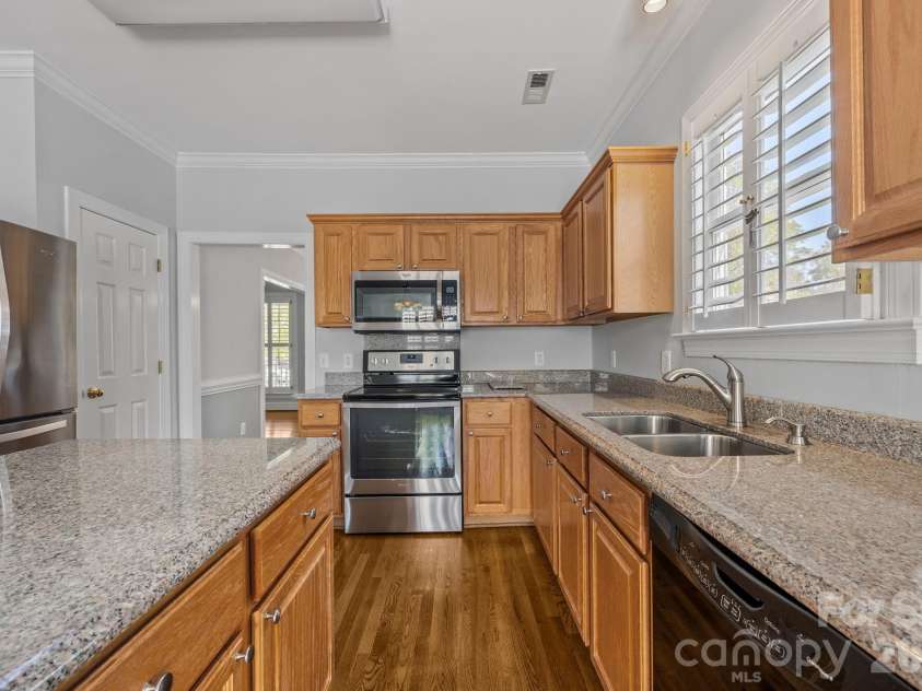 824 Garbow Court, Charlotte, NC 28270.  MLS# CAR4362223, YatesRealty ID 8571. 