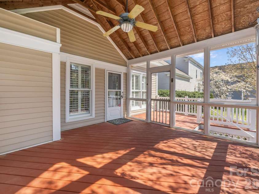 824 Garbow Court, Charlotte, NC 28270.  MLS# CAR4362223, YatesRealty ID 8571. 