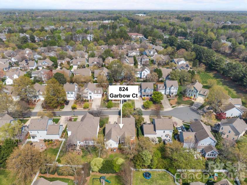 824 Garbow Court, Charlotte, NC 28270.  MLS# CAR4362223, YatesRealty ID 8571. 