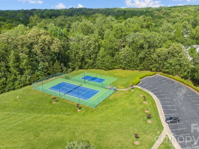 824 Garbow Court, Charlotte, NC 28270.  MLS# CAR4362223, YatesRealty ID 8571. 