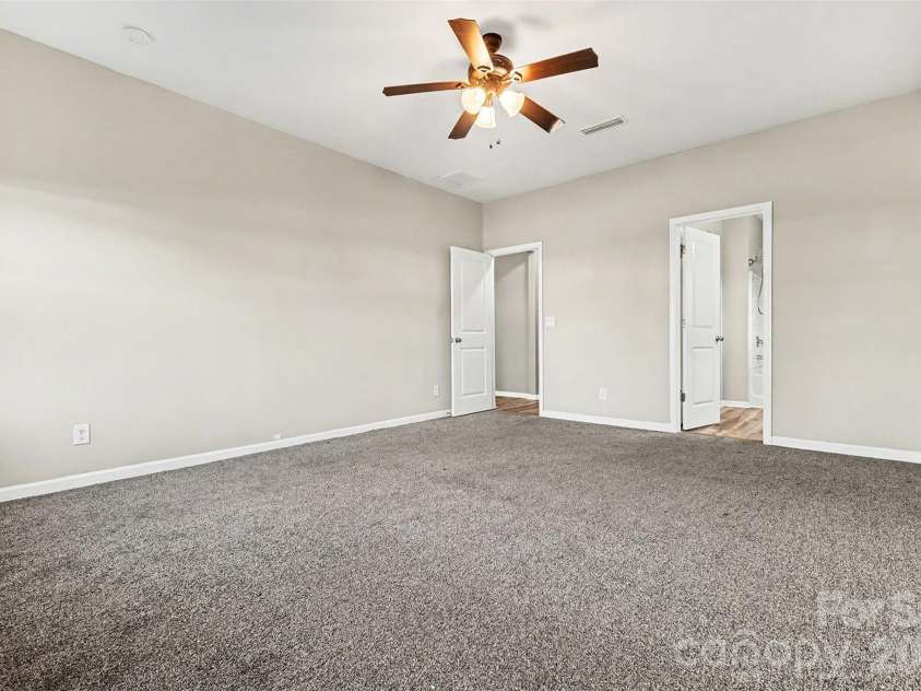 12820 Clydesdale Drive, Midland, NC 28107.  MLS# CAR4333941, YatesRealty ID 8572. 