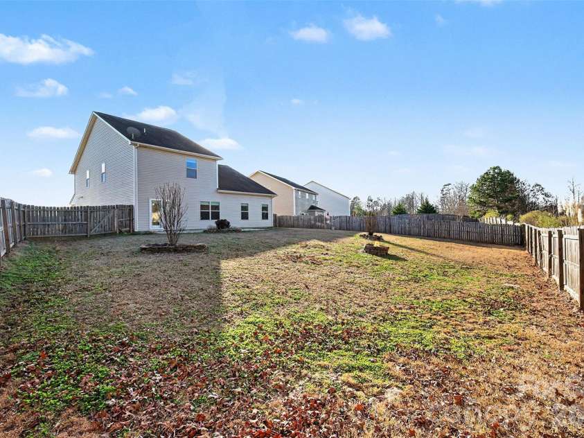 12820 Clydesdale Drive, Midland, NC 28107.  MLS# CAR4333941, YatesRealty ID 8572. 