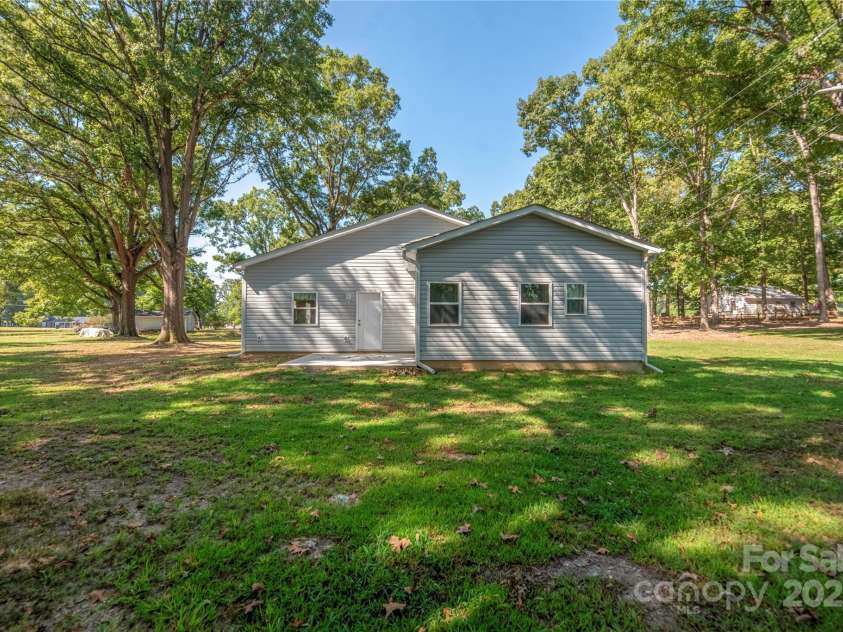1513 Fletcher Broome Road, Monroe, NC 28112.  MLS# CAR4231368, YatesRealty ID 8572. 