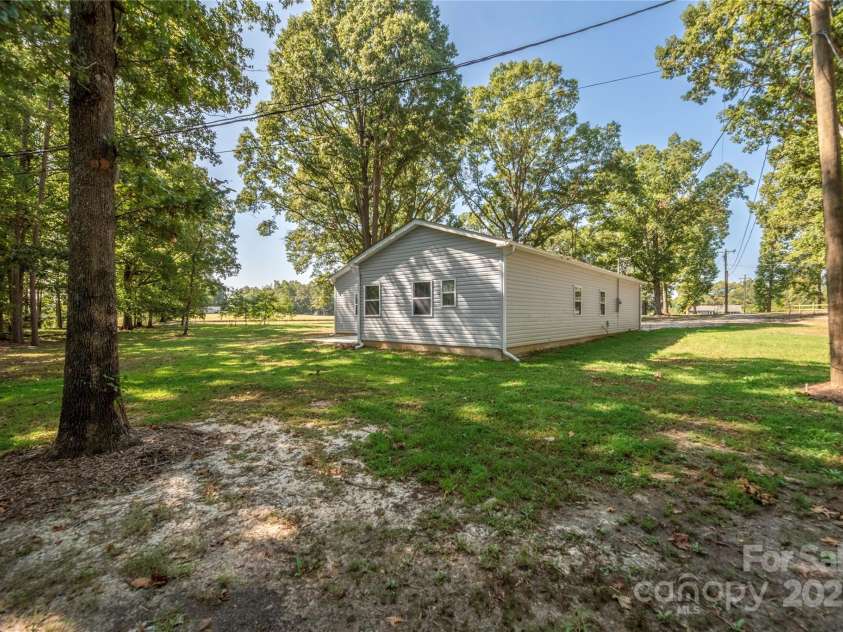 1513 Fletcher Broome Road, Monroe, NC 28112.  MLS# CAR4231368, YatesRealty ID 8572. 