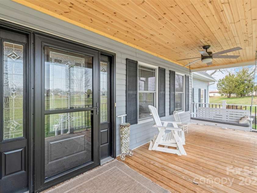 3929 Wexford Lane, Denver, NC 28037.  MLS# CAR4222492, YatesRealty ID 8574. 