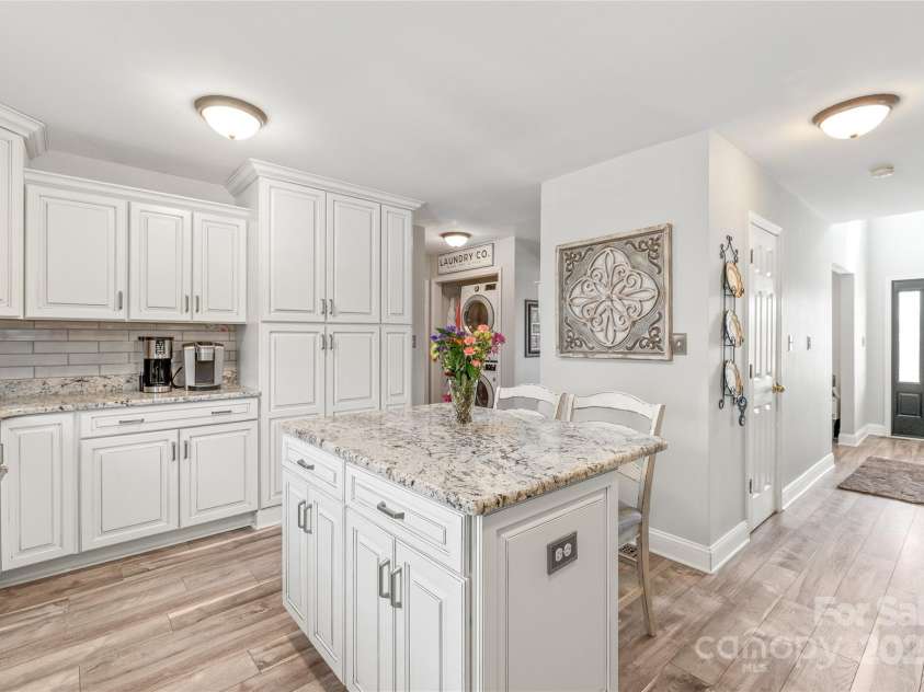 3929 Wexford Lane, Denver, NC 28037.  MLS# CAR4222492, YatesRealty ID 8574. 