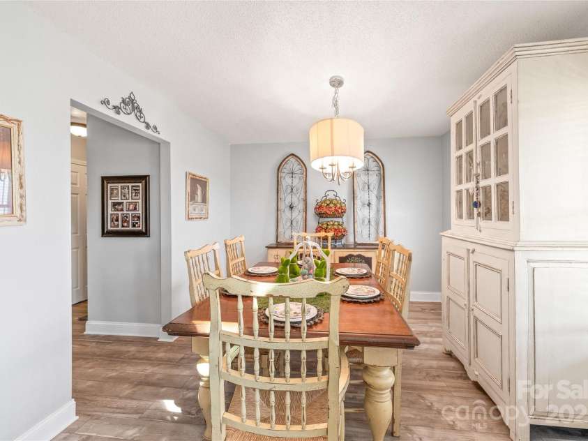 3929 Wexford Lane, Denver, NC 28037.  MLS# CAR4222492, YatesRealty ID 8574. 