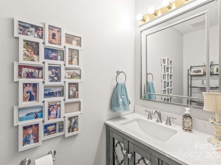 3929 Wexford Lane, Denver, NC 28037.  MLS# CAR4222492, YatesRealty ID 8574. 