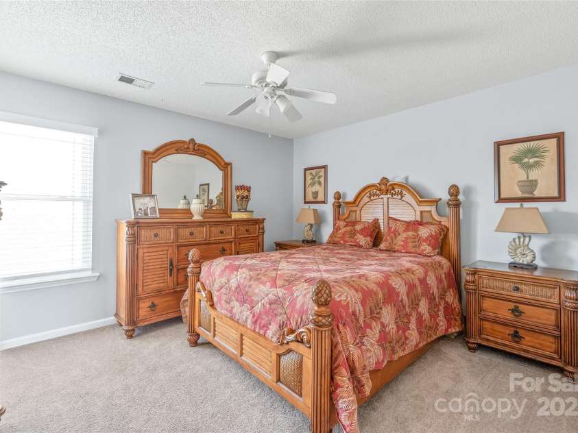 3929 Wexford Lane, Denver, NC 28037.  MLS# CAR4222492, YatesRealty ID 8574. 