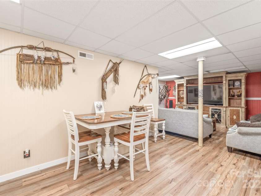 3929 Wexford Lane, Denver, NC 28037.  MLS# CAR4222492, YatesRealty ID 8574. 