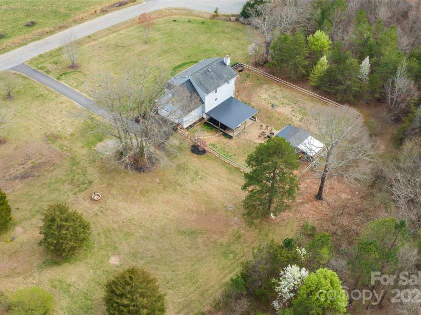 3929 Wexford Lane, Denver, NC 28037.  MLS# CAR4222492, YatesRealty ID 8574. 