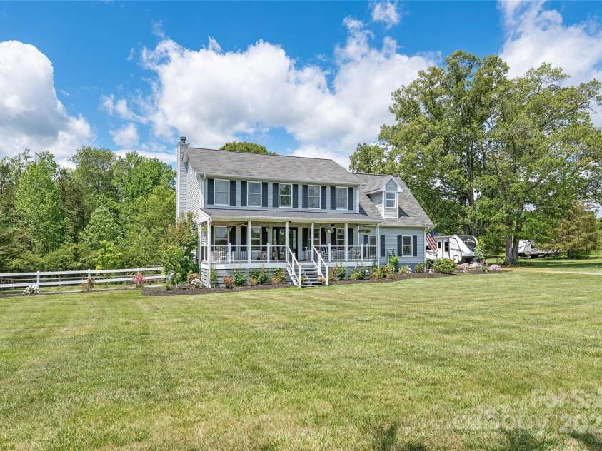 3929 Wexford Lane, Denver, NC 28037.  MLS# CAR4222492, YatesRealty ID 8574. 