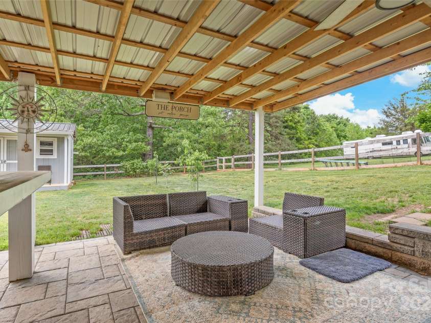 3929 Wexford Lane, Denver, NC 28037.  MLS# CAR4222492, YatesRealty ID 8574. 