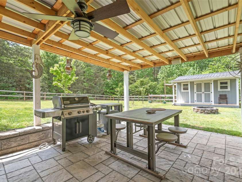 3929 Wexford Lane, Denver, NC 28037.  MLS# CAR4222492, YatesRealty ID 8574. 