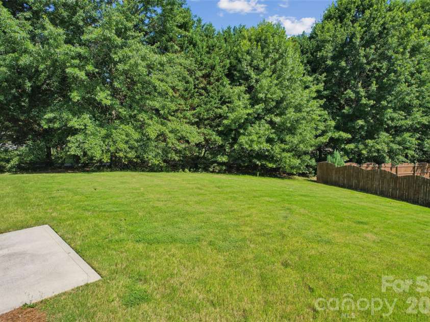 9509 Gilead Grove Road, Huntersville, NC 28078.  MLS# CAR4401597, YatesRealty ID 8574. Beautiful Backyard, ready for it's next BBQ