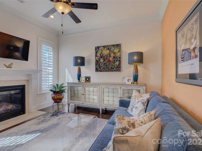 14830 Creeks Edge Drive, Charlotte, NC 28278.  MLS# CAR4226711, YatesRealty ID 8575. 
