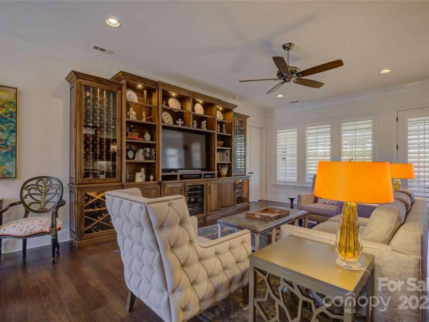14830 Creeks Edge Drive, Charlotte, NC 28278.  MLS# CAR4226711, YatesRealty ID 8575. 
