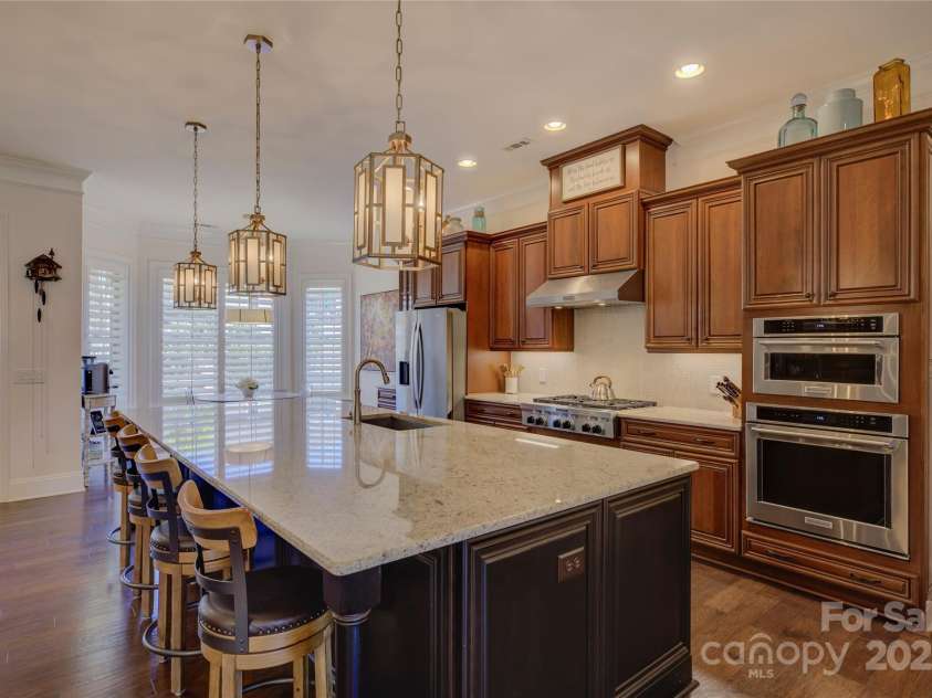 14830 Creeks Edge Drive, Charlotte, NC 28278.  MLS# CAR4226711, YatesRealty ID 8575. 