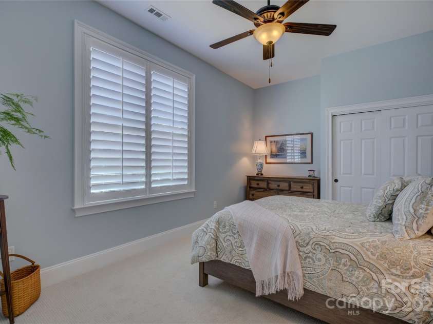 14830 Creeks Edge Drive, Charlotte, NC 28278.  MLS# CAR4226711, YatesRealty ID 8575. 