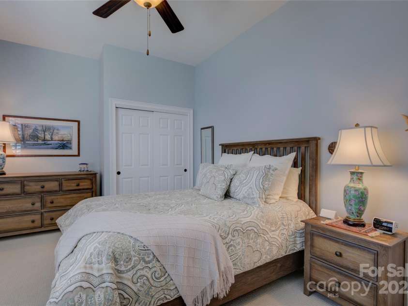 14830 Creeks Edge Drive, Charlotte, NC 28278.  MLS# CAR4226711, YatesRealty ID 8575. 