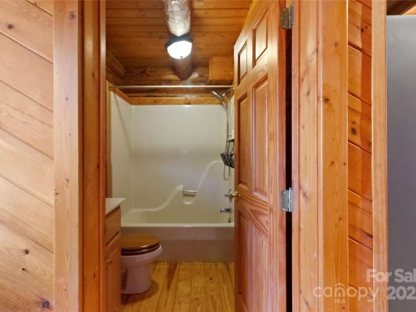 650 Cabin Cove Lane, Moravian Falls, NC 28654.  MLS# CAR4300106, YatesRealty ID 8575. 