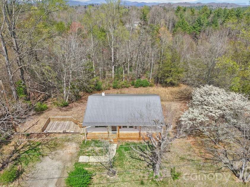 5192 Ralph Winchester Road, Lenoir, NC 28645.  MLS# CAR4349337, YatesRealty ID 8576. 