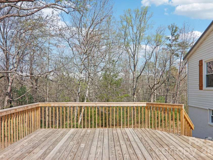 5192 Ralph Winchester Road, Lenoir, NC 28645.  MLS# CAR4349337, YatesRealty ID 8576. 