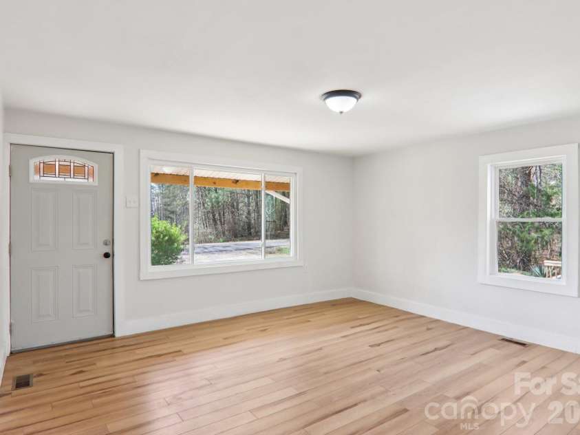 5192 Ralph Winchester Road, Lenoir, NC 28645.  MLS# CAR4349337, YatesRealty ID 8576. 