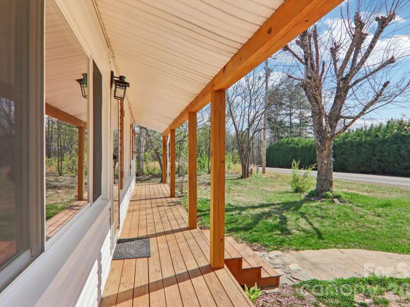 5192 Ralph Winchester Road, Lenoir, NC 28645.  MLS# CAR4349337, YatesRealty ID 8576. 